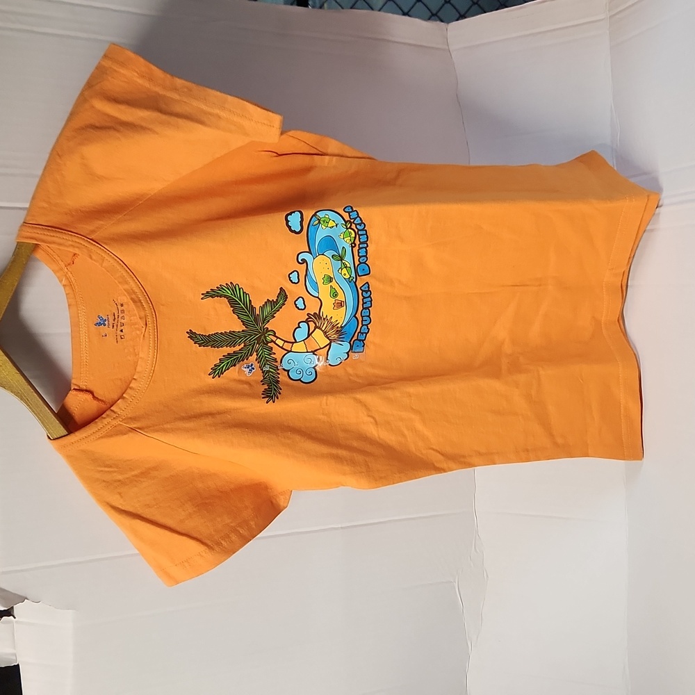 NWT Morpho Republica Dominicana Women's sz L tshirt 100% cotton
